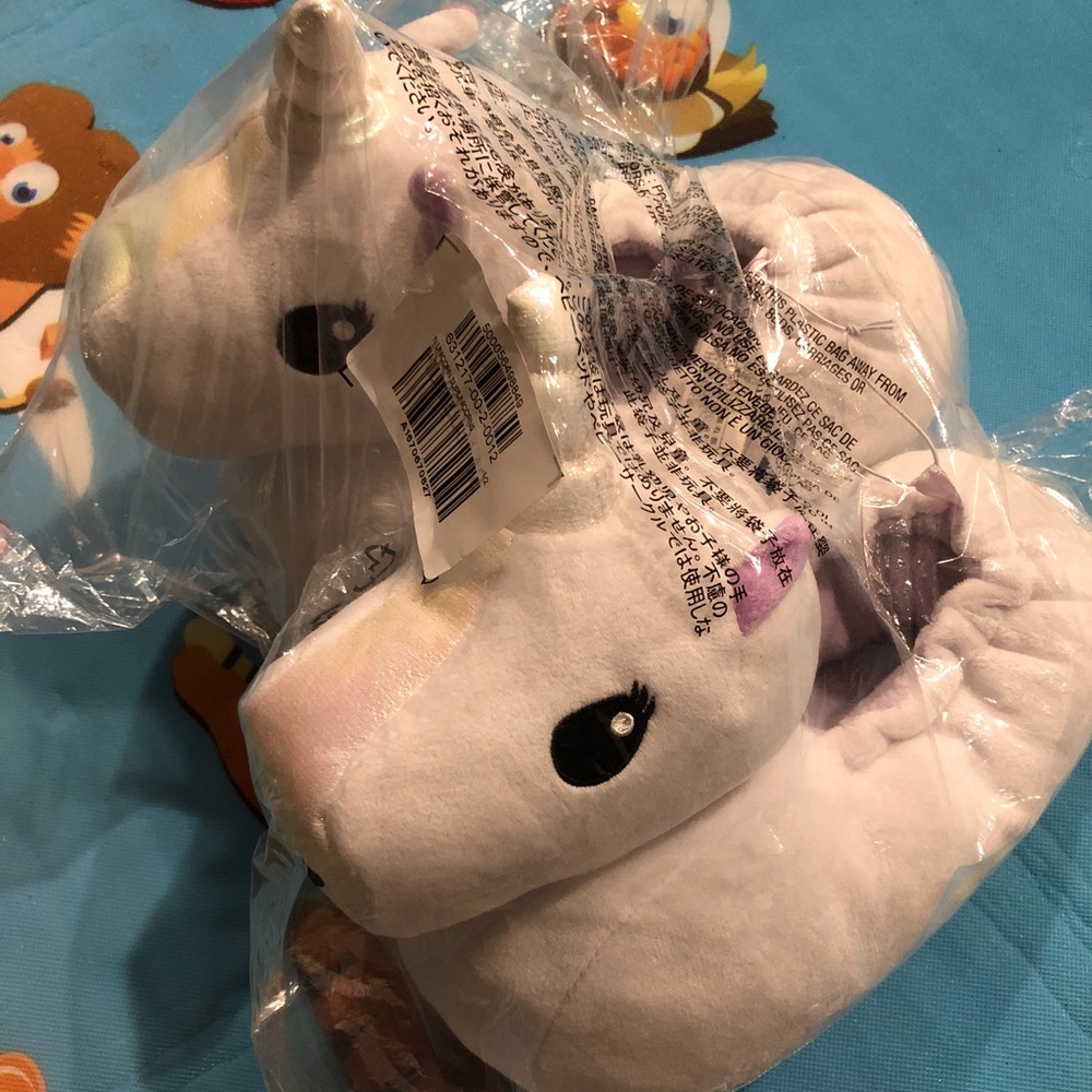 OLD NAVY Plush and cozy unicorn slippers